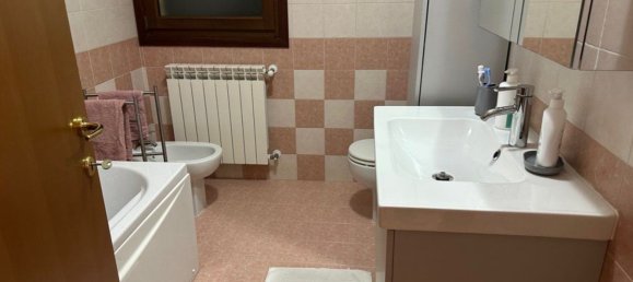 3 bedrooms Apartment in Campagna Lupia, Italy No. 371938 10