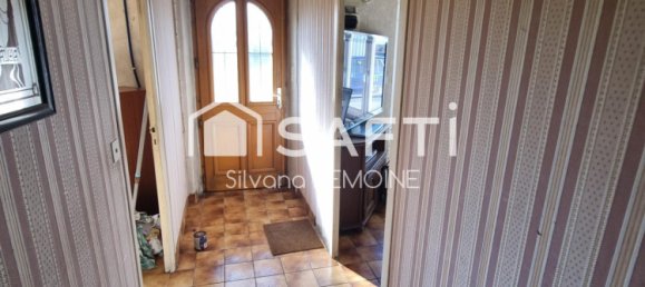 2 bedrooms House in Lantillac, France No. 203234 2