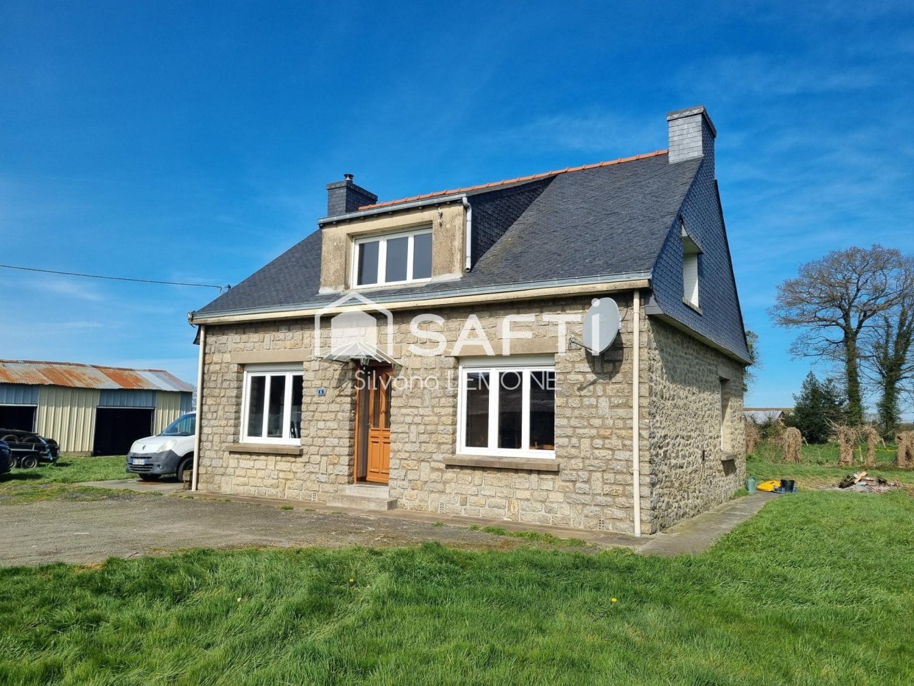 2 bedrooms House in Lantillac, France No. 203234