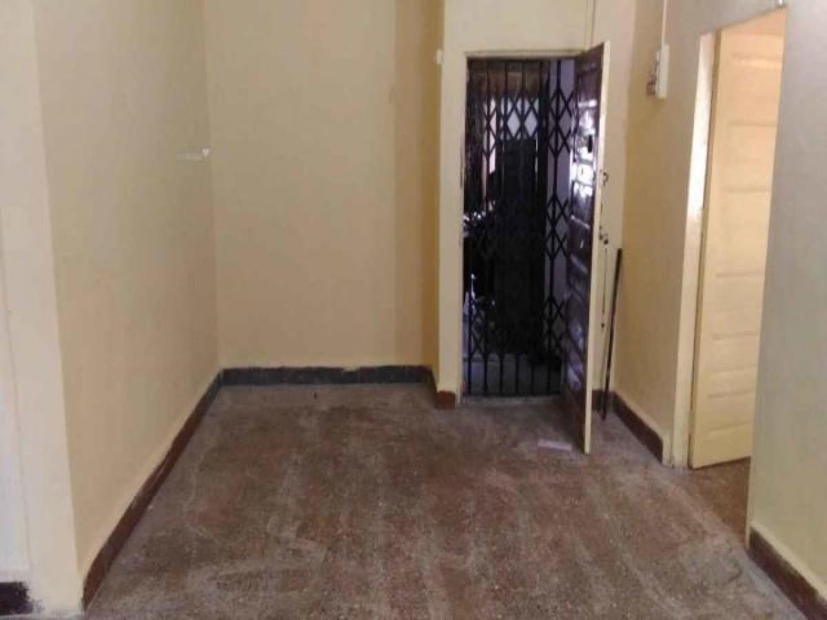 2 bedrooms House in Mumbai, India No. 5827