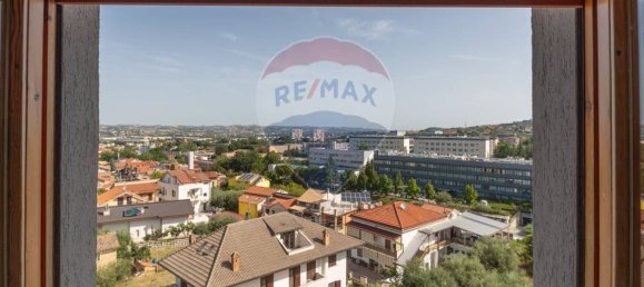 Apartamento de 3 dormitorios en Chieti, Italy No. 303645 12