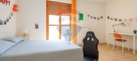 Apartamento de 3 dormitorios en Chieti, Italy No. 303645 10