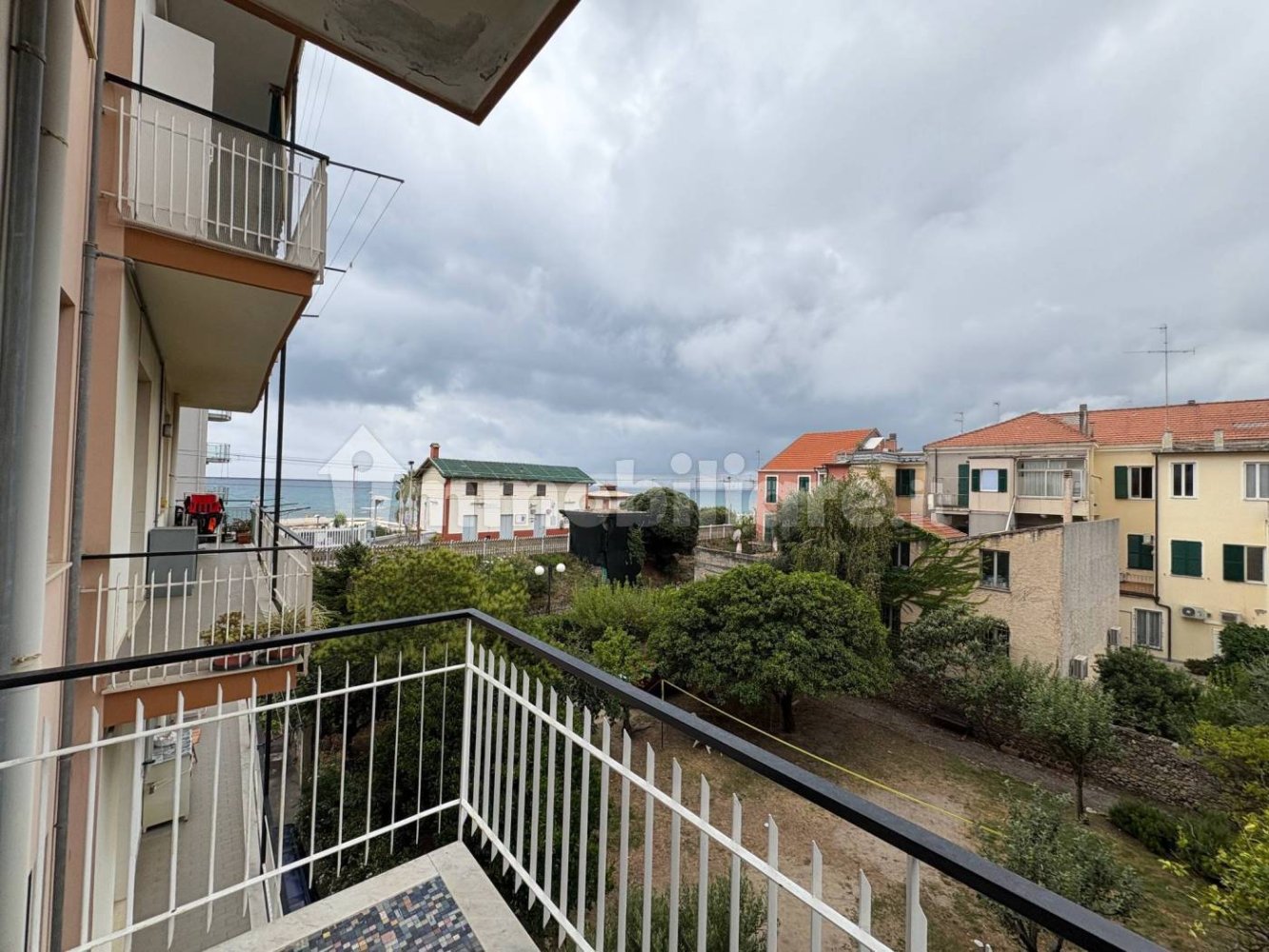 1 bedroom Apartment in Borghetto Santo Spirito, Italy No. 374014