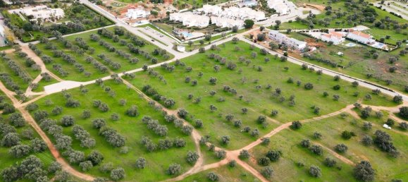 450m² Land in Loule, Portugal No. 137074 9