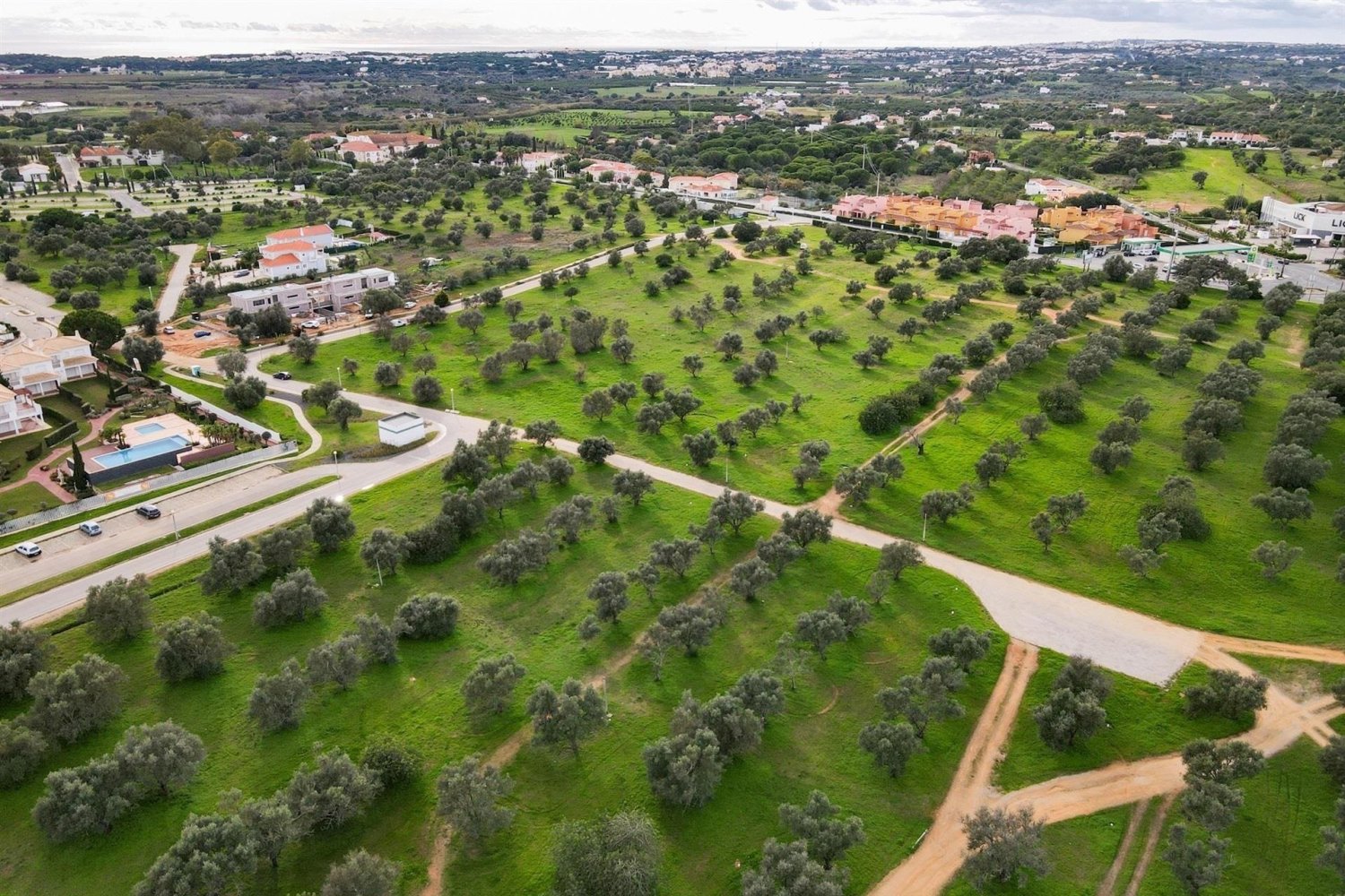 450m² Land in Loule, Portugal No. 137074