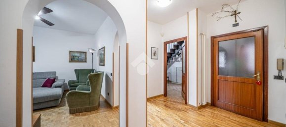 5 bedrooms Villa in Reggio Emilia, Italy No. 54644 62