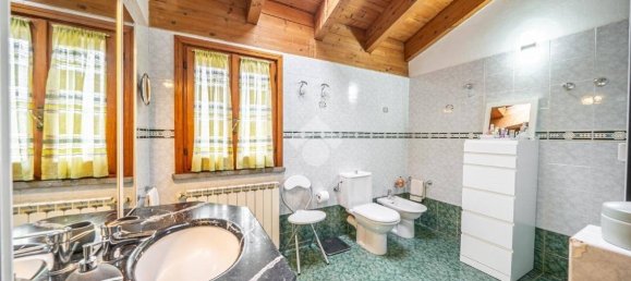 5 bedrooms Villa in Reggio Emilia, Italy No. 54644 34