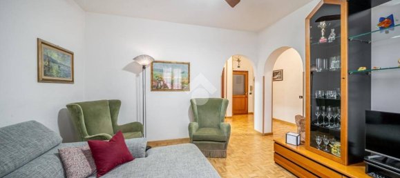 5 bedrooms Villa in Reggio Emilia, Italy No. 54644 51