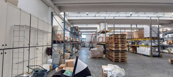 590m² Warehouse in Modena, Italy No. 141746 9
