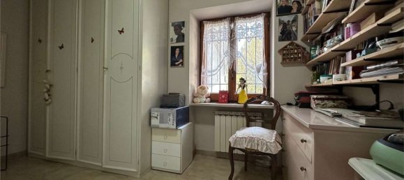 Дом с 6 комнатами в Монтесильвано, Италия № 56786 26