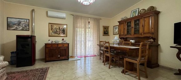 Дом с 6 комнатами в Монтесильвано, Италия № 56786 18