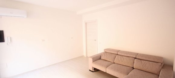 2 bedrooms Apartment in Cagliari, Italy No. 328908 3