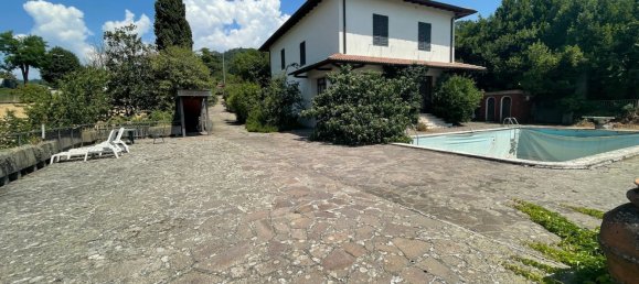 Вилла с 11 комнатами в Барберино ди Муджелло, Италия № 137186 2