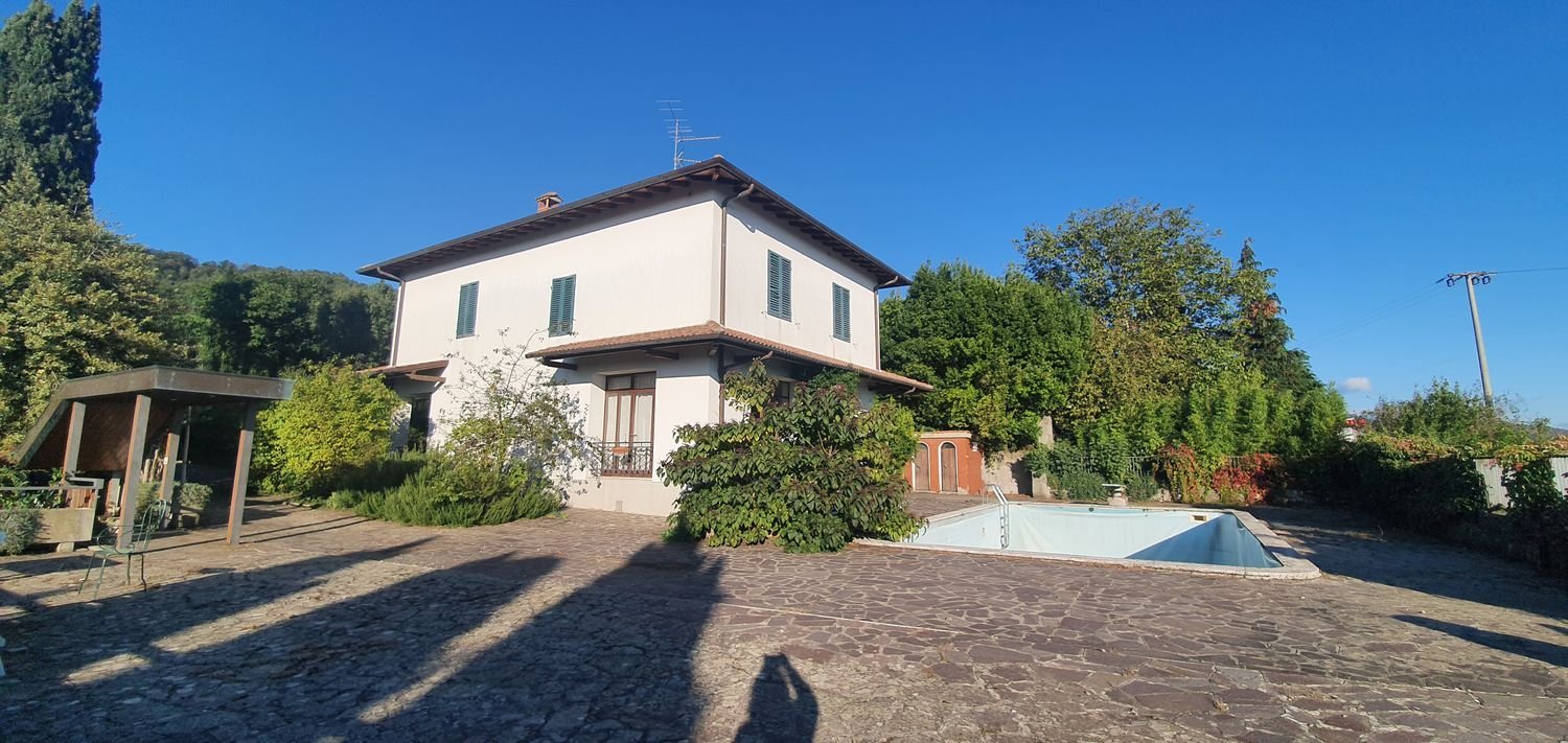 Вилла с 11 комнатами в Барберино ди Муджелло, Италия № 137186