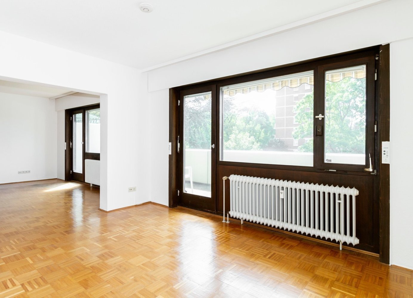 Квартира с 4 комнатами в Дармштадт, Германия № 359708