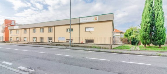 1 room Commercial property in Lecco, Italy No. 320033 20