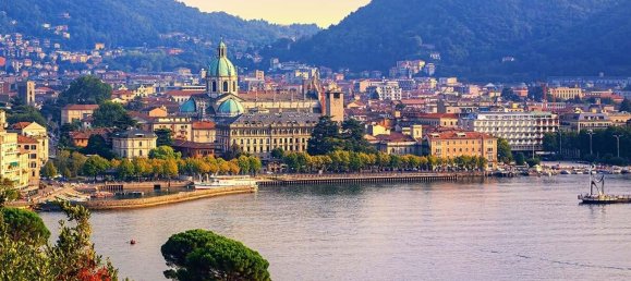 2 bedrooms Apartment in Como, Italy No. 362331 7