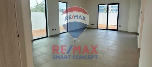 Villa de 3 dormitorios en Yas Island, UAE No. 66867 2