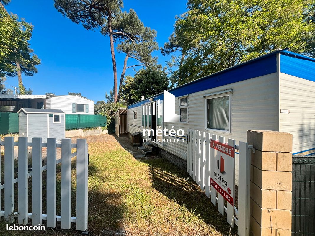 Casa de 3 dormitorios en La Tranche-sur-Mer, France No. 322897