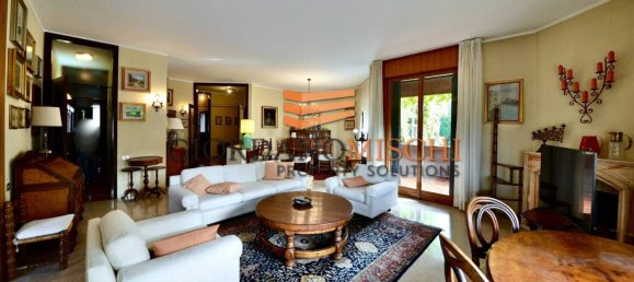 4 bedrooms Apartment in Monza, Italy No. 145158 33
