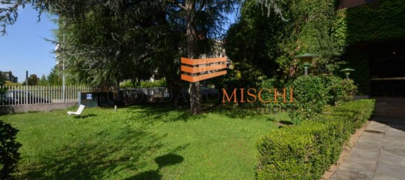 4 bedrooms Apartment in Monza, Italy No. 145158 29