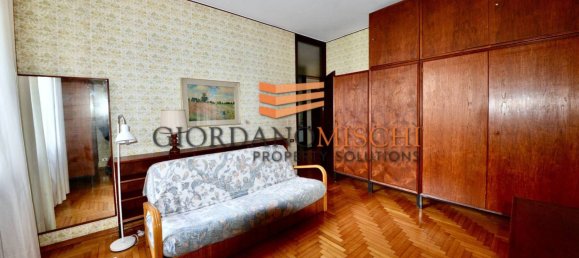 4 bedrooms Apartment in Monza, Italy No. 145158 23