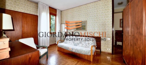 4 bedrooms Apartment in Monza, Italy No. 145158 19