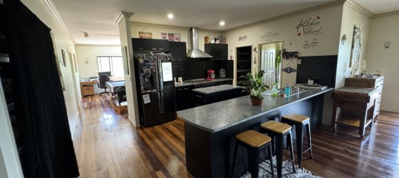 6 غرف نوم مزرعة في Durong, Australia رقم 11 8