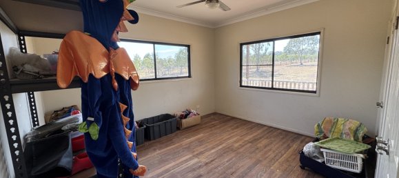6 غرف نوم مزرعة في Durong, Australia رقم 11 28