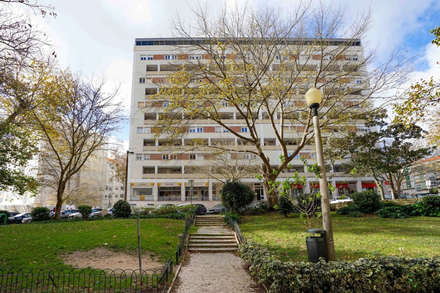 Дуплекс с 4 спальнями в Лиссабон, Португалия № 117460