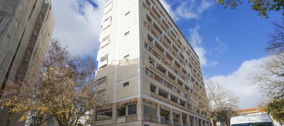 Дуплекс с 4 спальнями в Лиссабон, Португалия № 117460 9