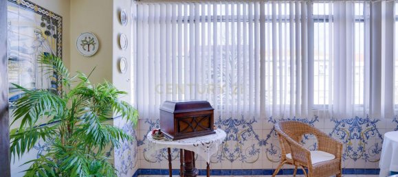 Дуплекс с 4 спальнями в Лиссабон, Португалия № 117460 26