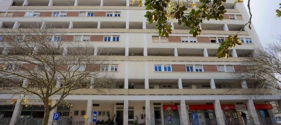 Дуплекс с 4 спальнями в Лиссабон, Португалия № 117460 7