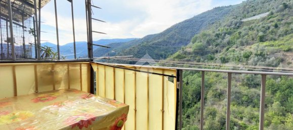 2 rooms Apartment in Apricale, Italy No. 115088 2