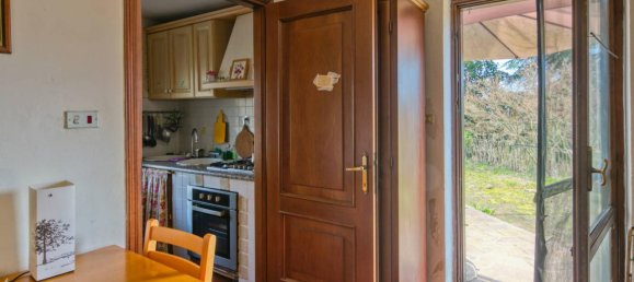 17 rooms House in Asti, Italy No. 38735 38