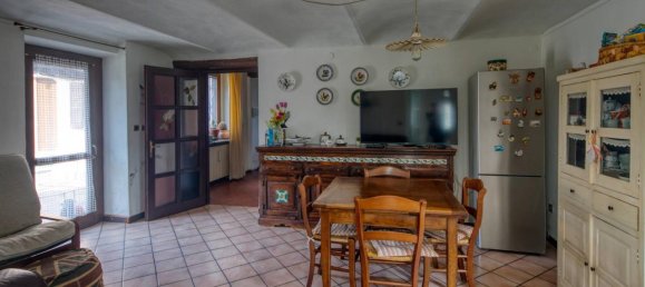 17 rooms House in Asti, Italy No. 38735 25