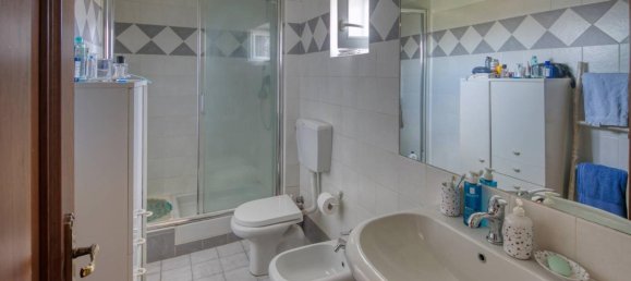 17 rooms House in Asti, Italy No. 38735 18