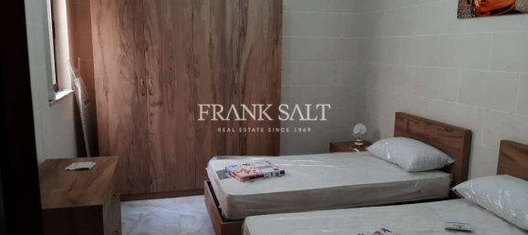 3 bedrooms Apartment in Victoria, Malta No. 5815 8