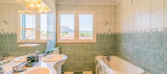 3 bedrooms House in Le Bouscat, France No. 303622 7