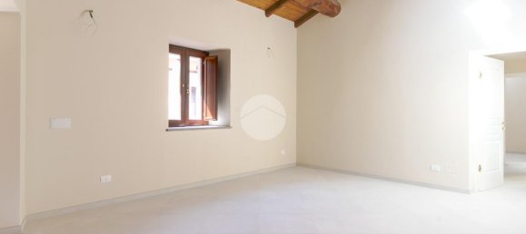 4 rooms Apartment in L'Aquila, Italy No. 4752 8
