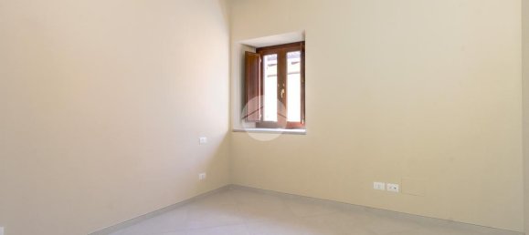 4 rooms Apartment in L'Aquila, Italy No. 4752 9