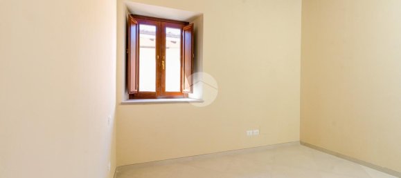 4 rooms Apartment in L'Aquila, Italy No. 4752 12