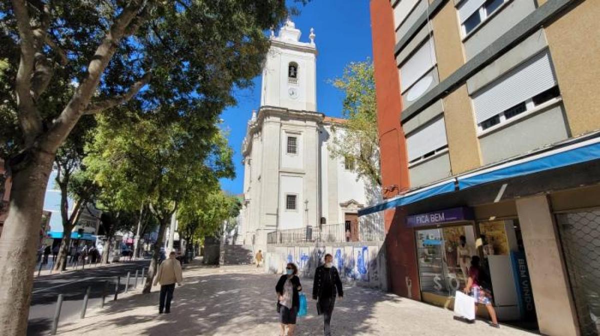 2 bedrooms Apartment in Lisbon, Portugal No. 6150