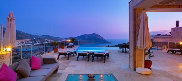 Villa 5+1 in Antalya, Turkey No. 4669 4