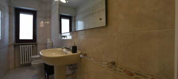 Apartamento de 3 dormitorios en Bardonecchia, Italy No. 62752 19