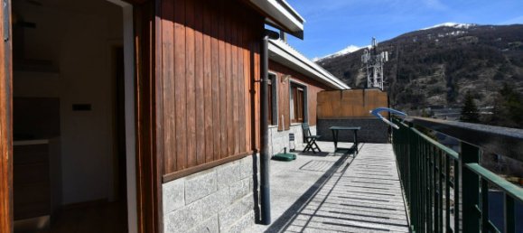 Apartamento de 3 dormitorios en Bardonecchia, Italy No. 62752 26