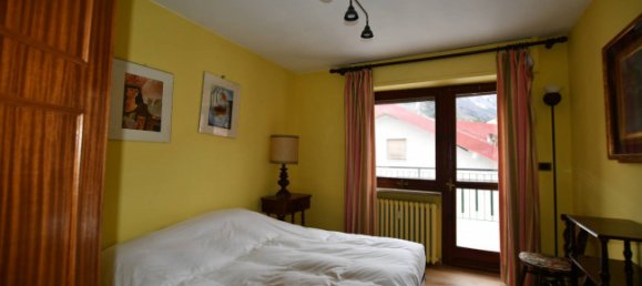 Apartamento de 3 dormitorios en Bardonecchia, Italy No. 62752 45