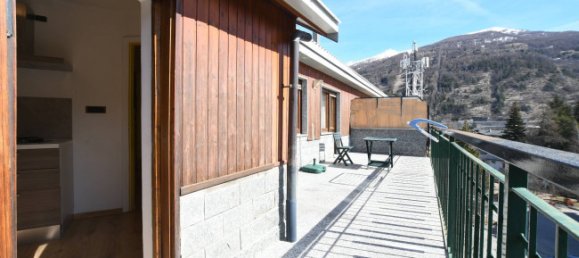 Apartamento de 3 dormitorios en Bardonecchia, Italy No. 62752 25