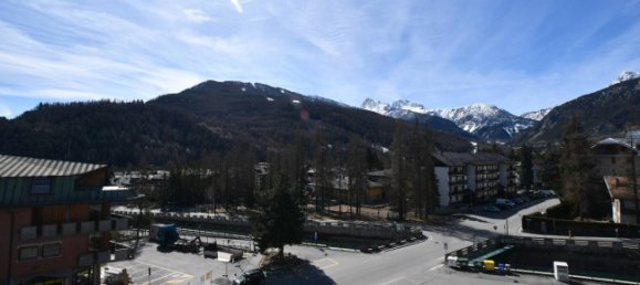 Apartamento de 3 dormitorios en Bardonecchia, Italy No. 62752 28