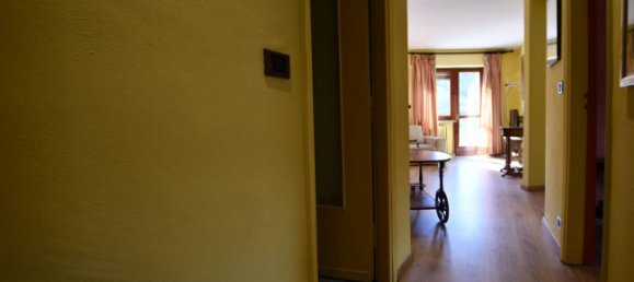 Apartamento de 3 dormitorios en Bardonecchia, Italy No. 62752 34